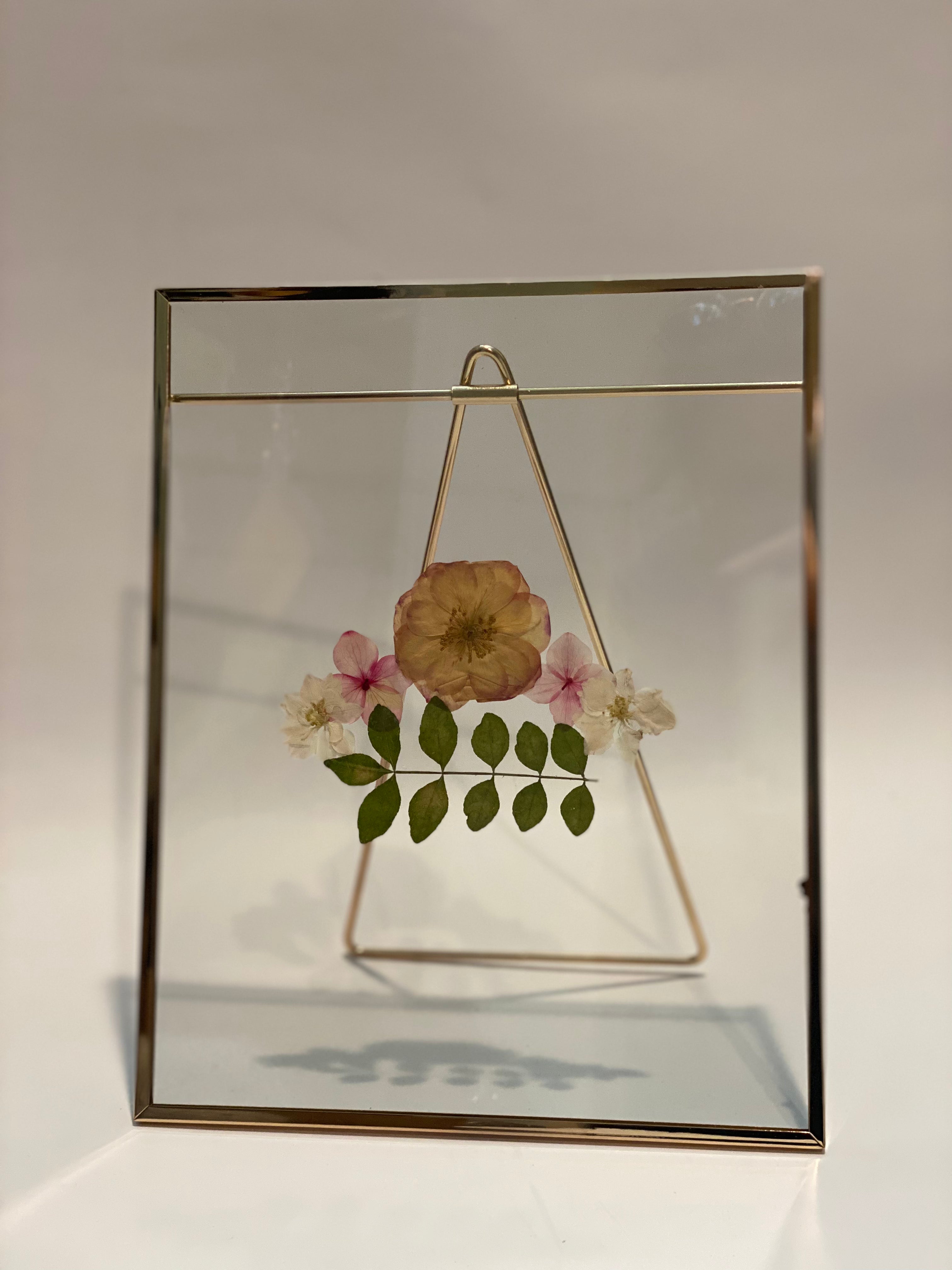 Gold Standing Flower Frame