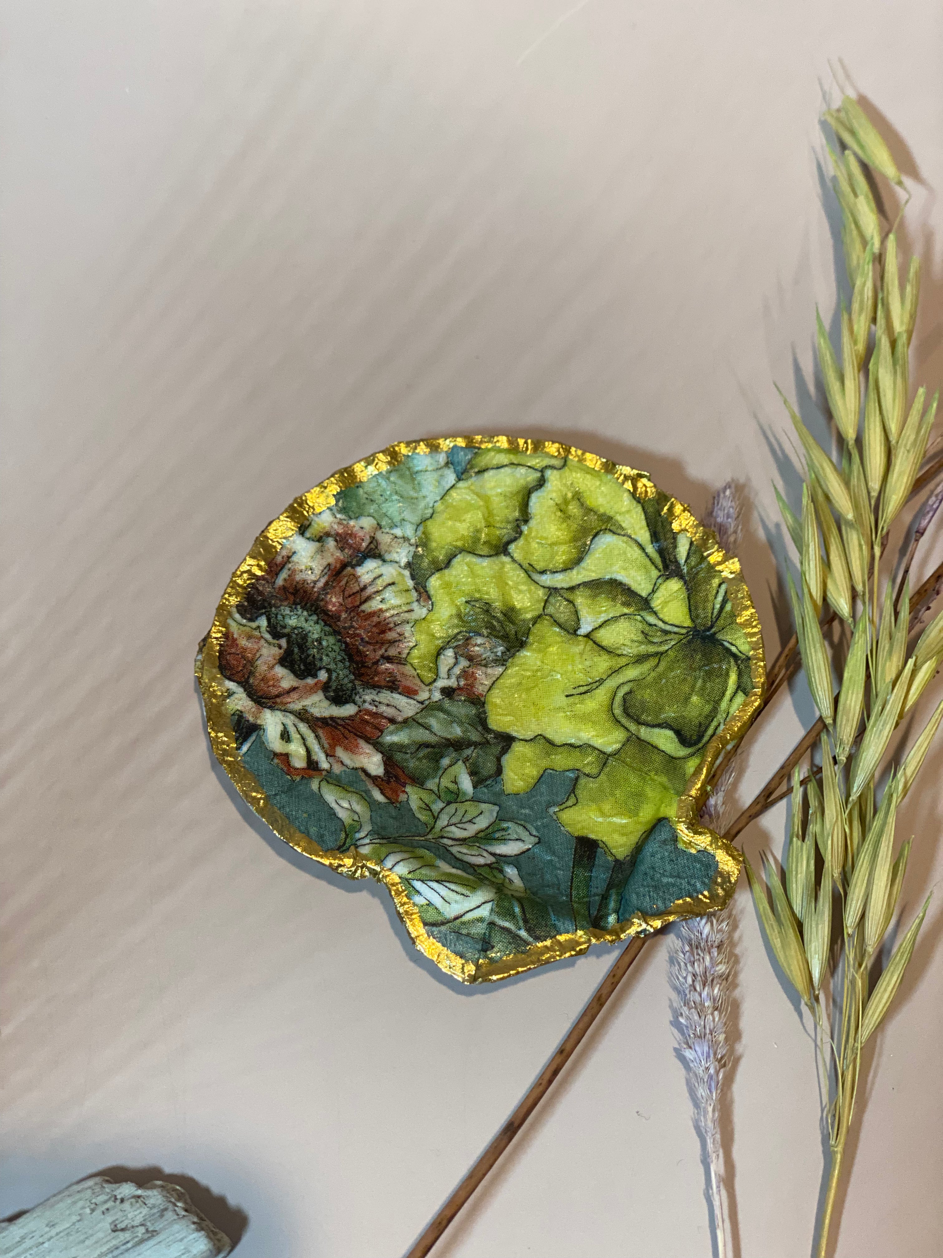Trinket Tray Shells-Medium